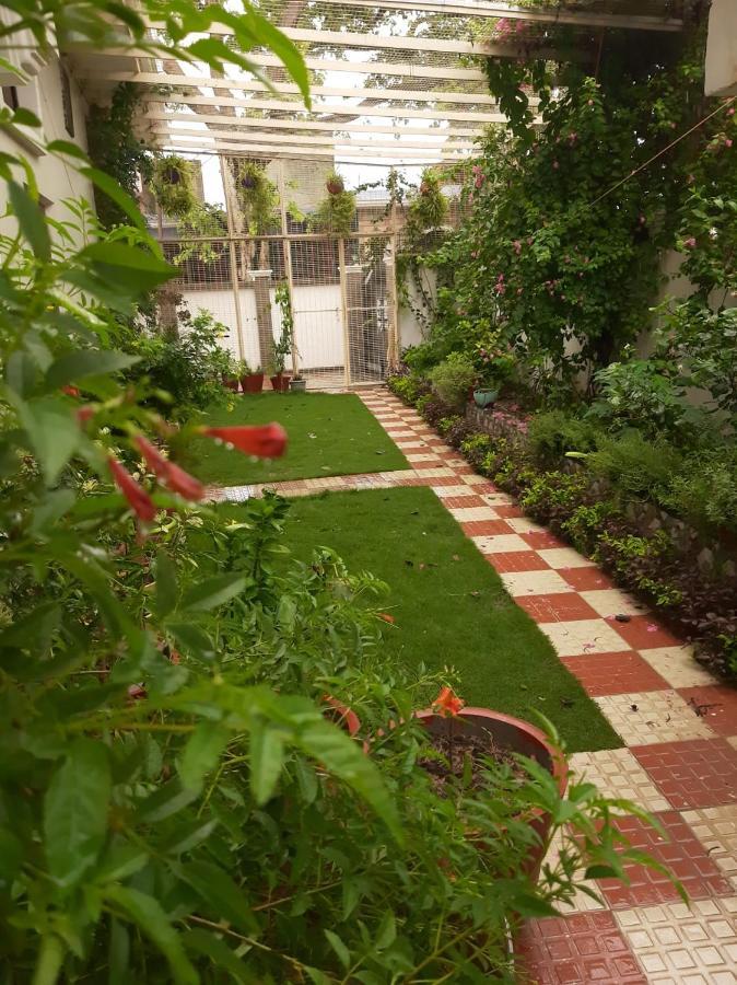 Paarijaat Homestay & Guesthouse Ayodhya Zewnętrze zdjęcie